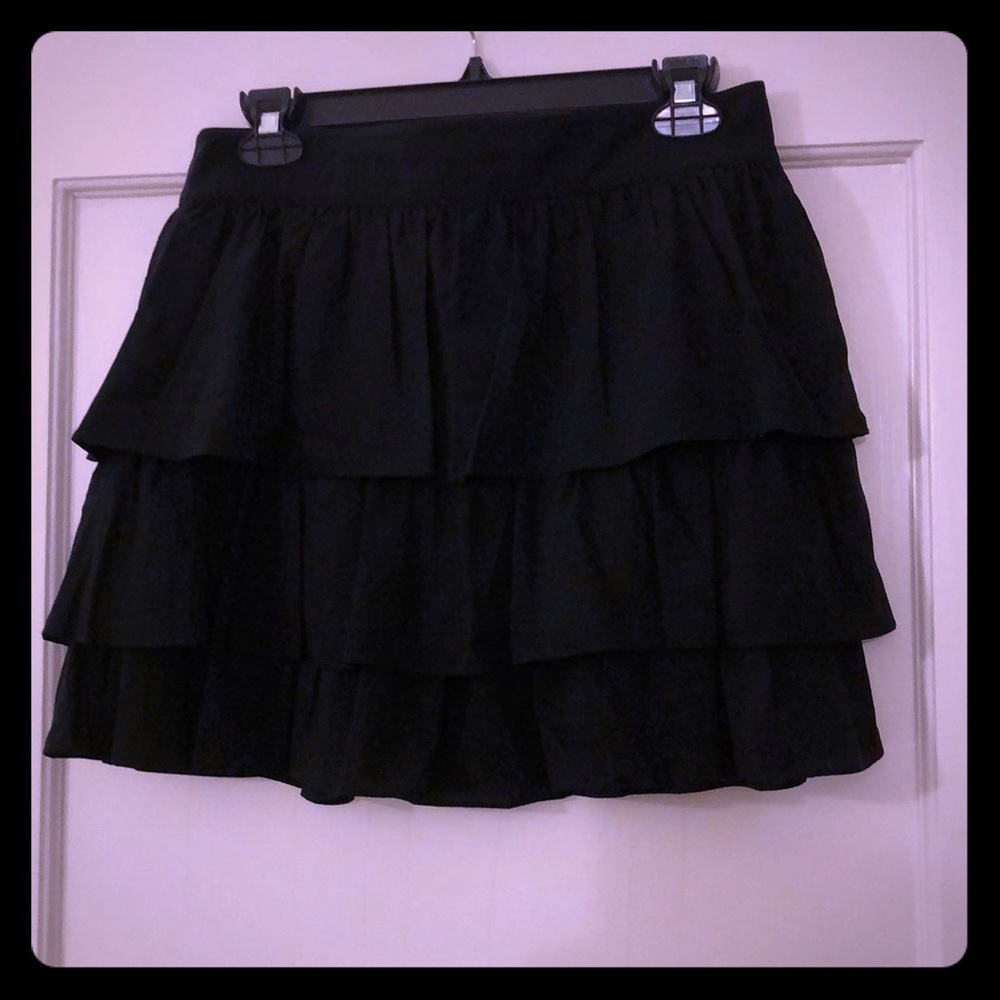 Alice and Olivia adorable silk skirt